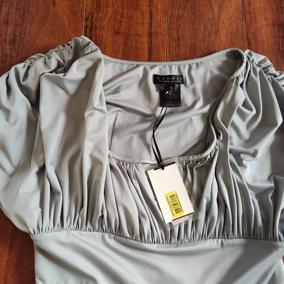 Lyndia Gray Scoop Neck Ruched Keyhole Dress - Picture 6 of 7